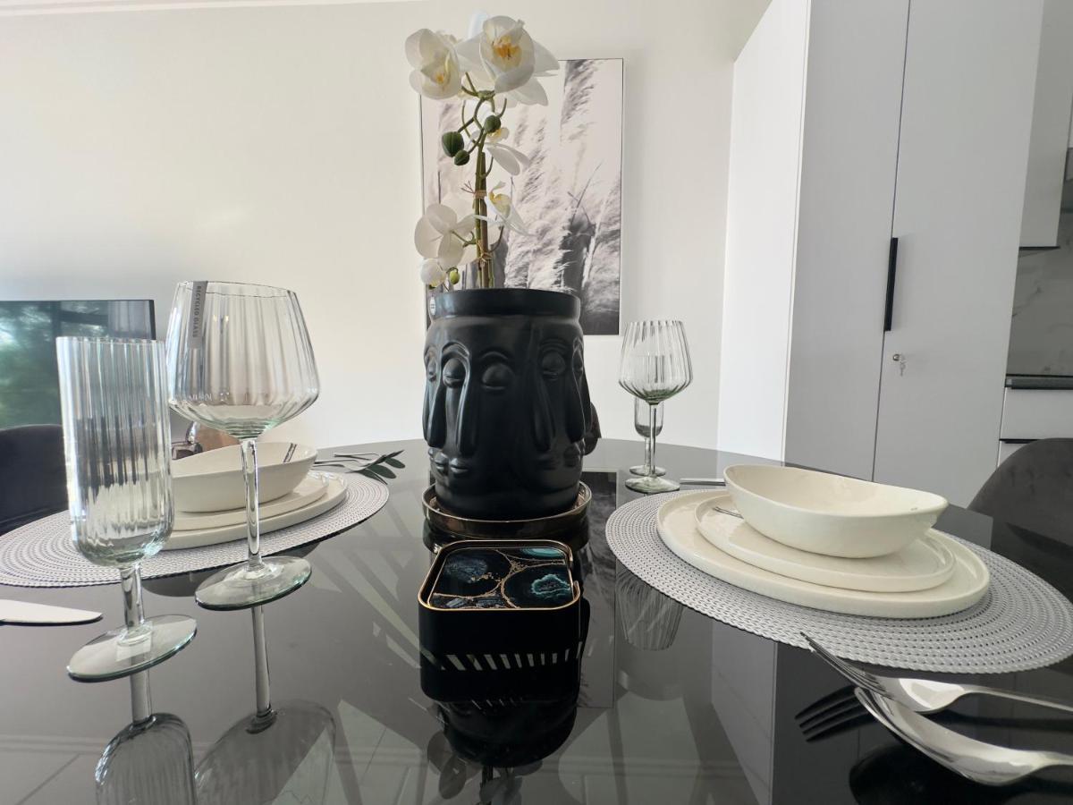 Stylish Executive Apartment With Power Backup Johannesburg Exterior foto