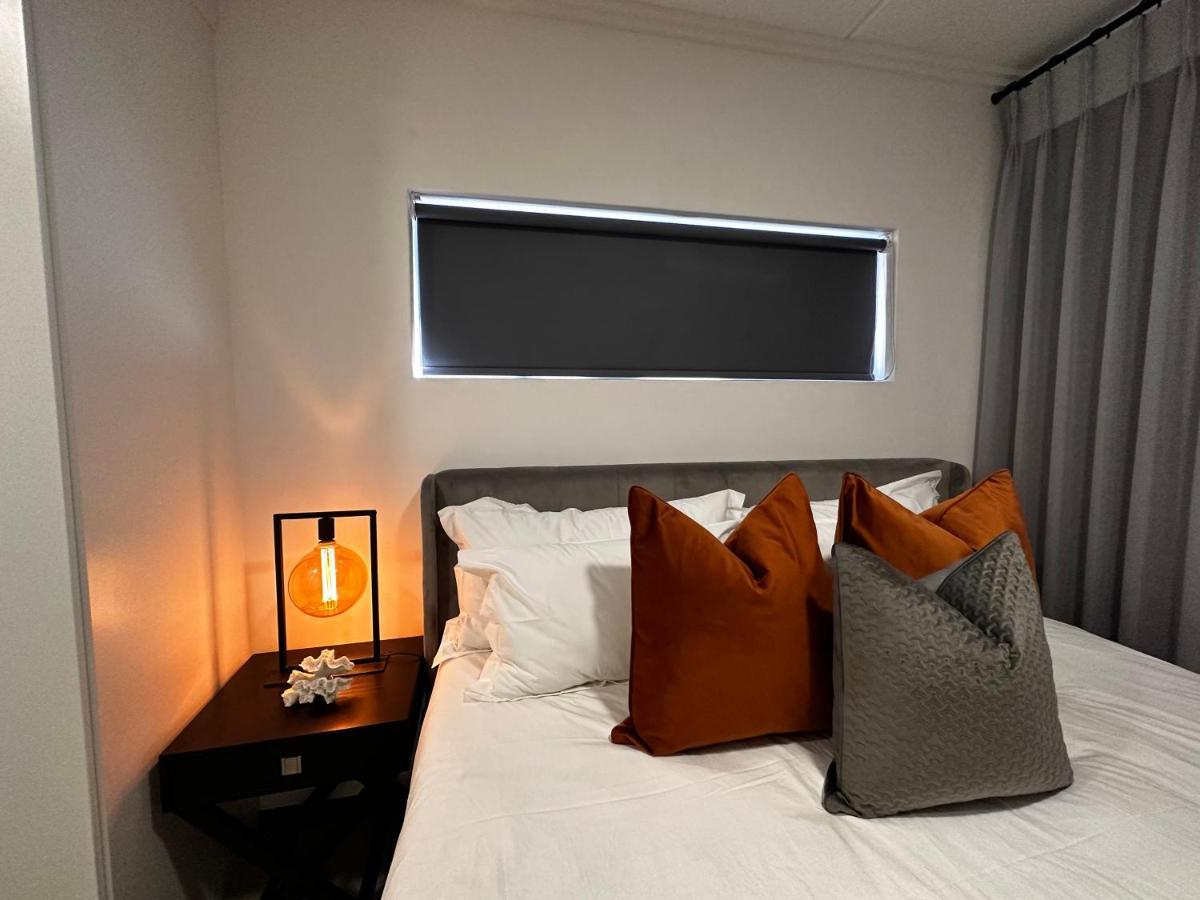Stylish Executive Apartment With Power Backup Johannesburg Exterior foto